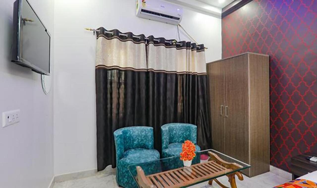 Fabexpress Ss Grand Hotel Banthra Sikandarpur Exterior photo