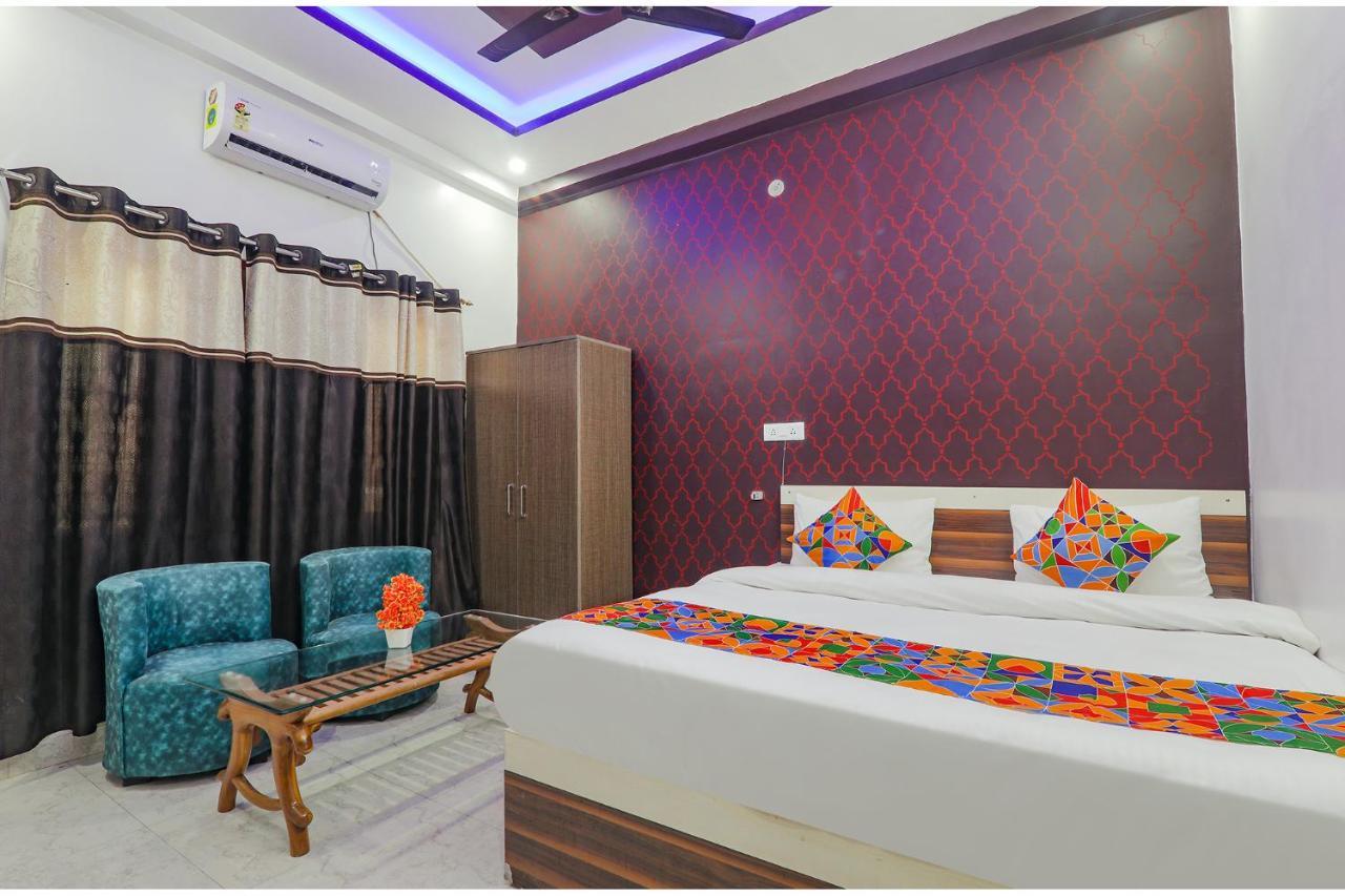 Fabexpress Ss Grand Hotel Banthra Sikandarpur Exterior photo